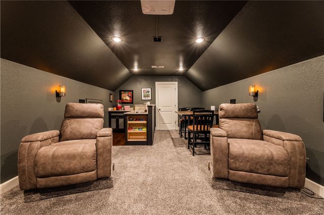 8339 La Casa Avenue, Springdale, AR 72762