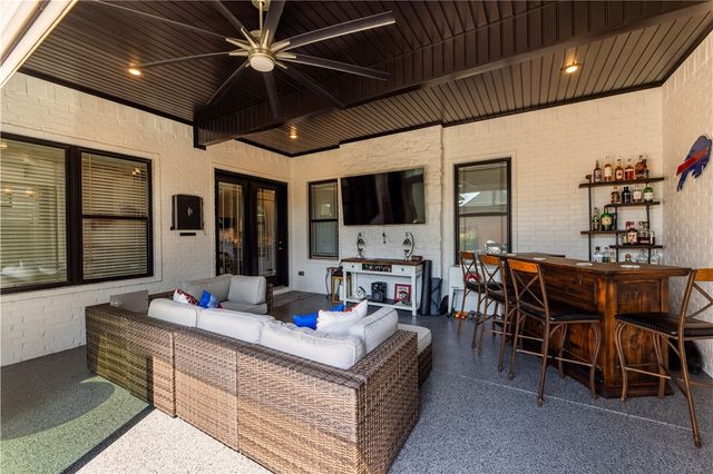 8339 La Casa Avenue, Springdale, AR 72762