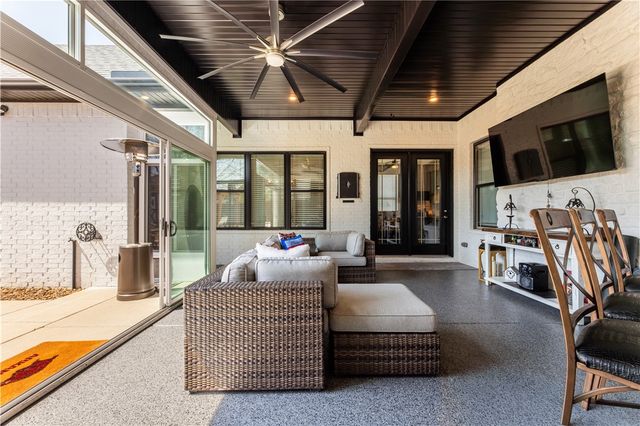 8339 La Casa Avenue, Springdale, AR 72762