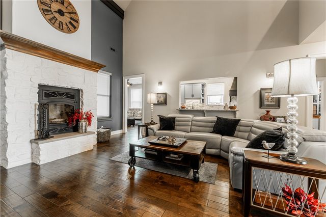 8339 La Casa Avenue, Springdale, AR 72762