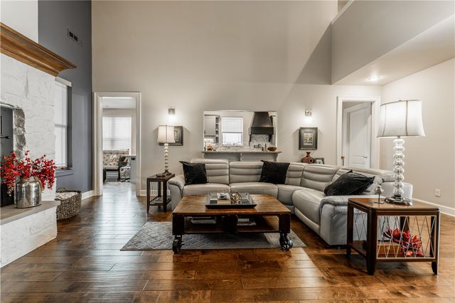 8339 La Casa Avenue, Springdale, AR 72762