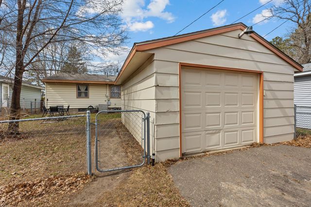 814 11th Avenue NE, Brainerd, MN 56401