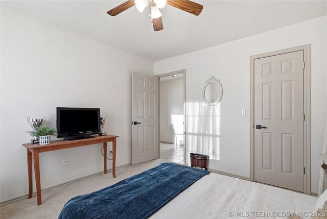 1304 S 33rd Street, Broken Arrow, OK 74014