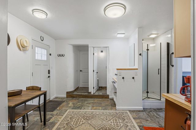 445 Palmer Road, Las Cruces, NM 88005