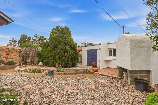 445 Palmer Road, Las Cruces, NM 88005