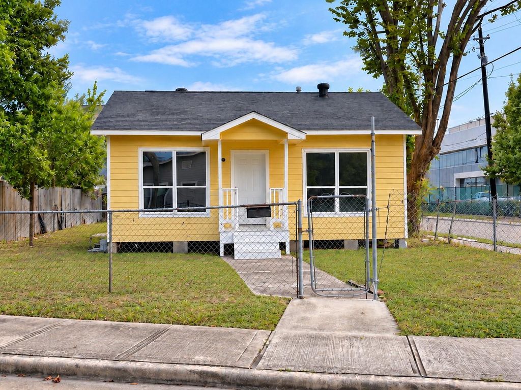 427 Linwood Street, Houston, TX 77011