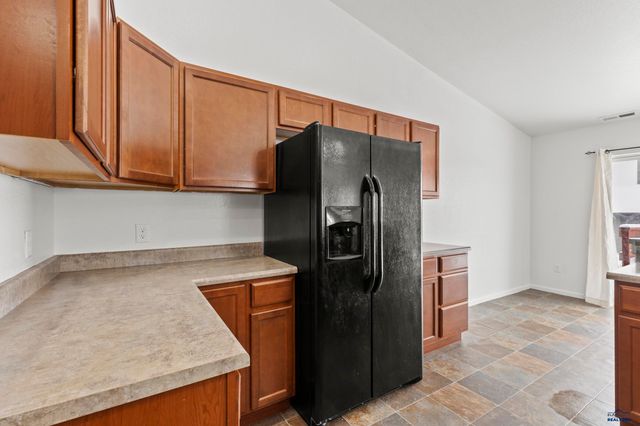 613 KATHRYN AVE, Rapid City, SD 57701