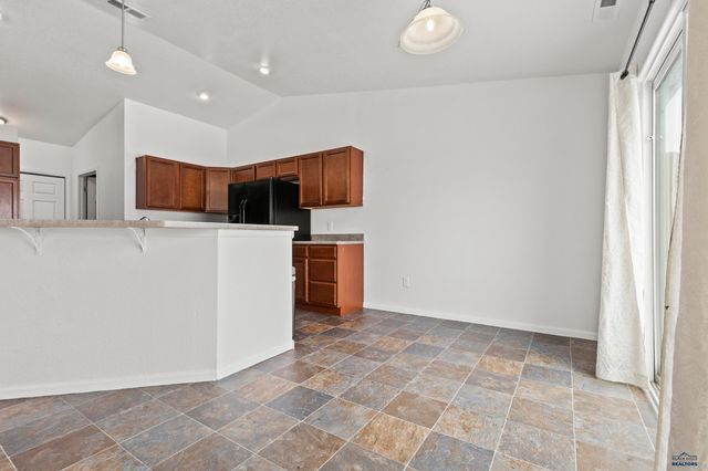 613 KATHRYN AVE, Rapid City, SD 57701