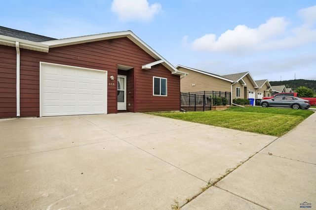 613 KATHRYN AVE, Rapid City, SD 57701