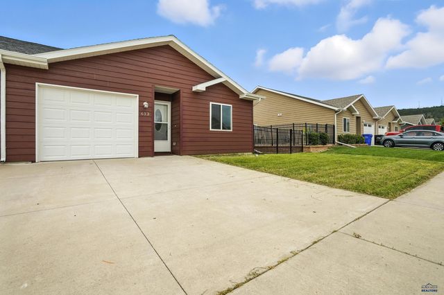 613 KATHRYN AVE, Rapid City, SD 57701