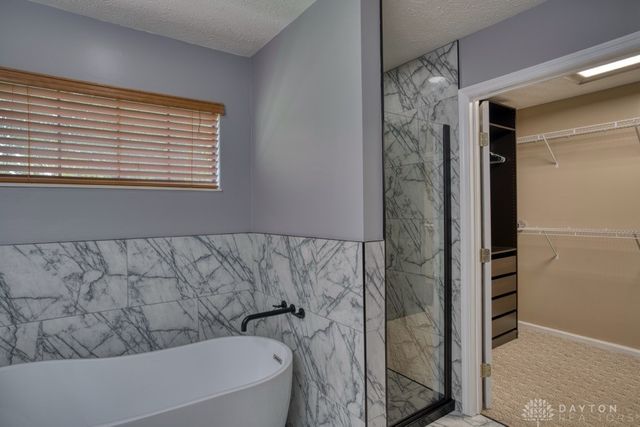 1281 Whitetail Drive, Fairborn, OH 45324