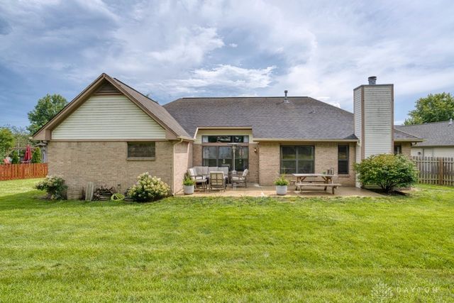 1281 Whitetail Drive, Fairborn, OH 45324