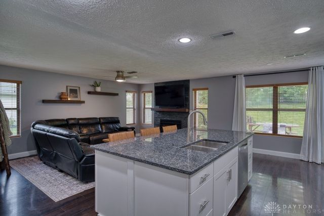 1281 Whitetail Drive, Fairborn, OH 45324