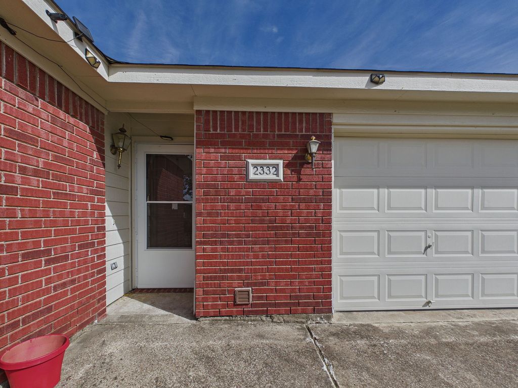 2332 Rushing Springs, Fort Worth, TX 76118 — photo 4