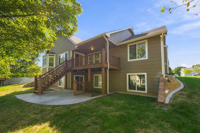 2213 E Myrtlewood Ct, Derby, KS 67037
