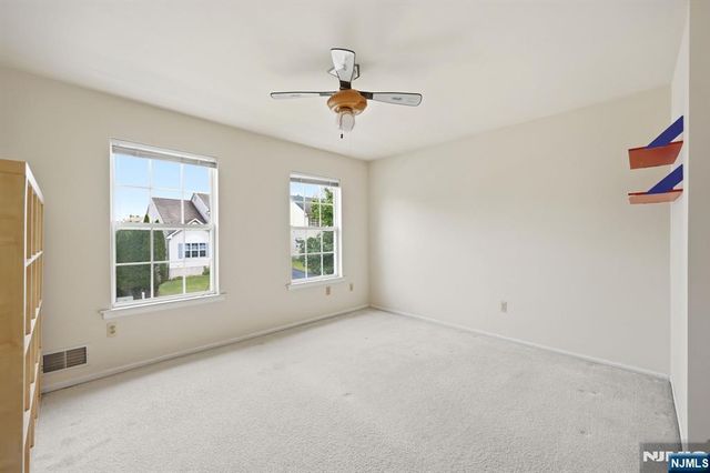 19 Colmart Way, Bridgewater, NJ 08807