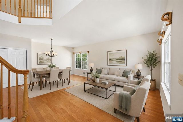 19 Colmart Way, Bridgewater, NJ 08807