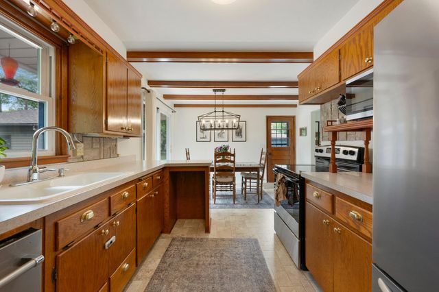 11335 Swallow Street NW, Coon Rapids, MN 55433