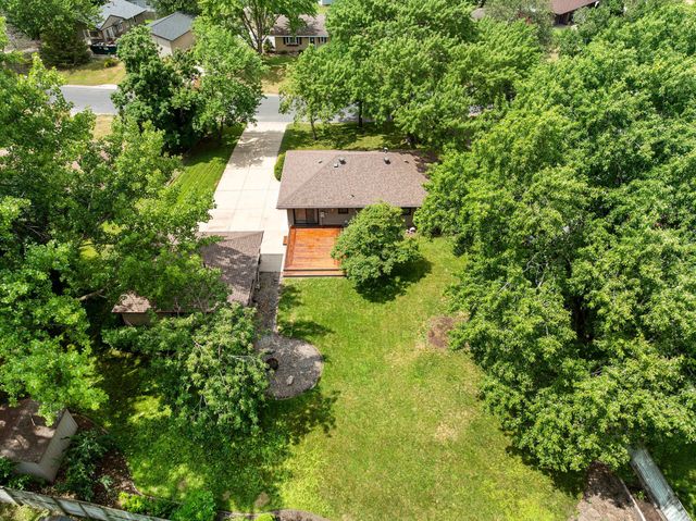 11335 Swallow Street NW, Coon Rapids, MN 55433