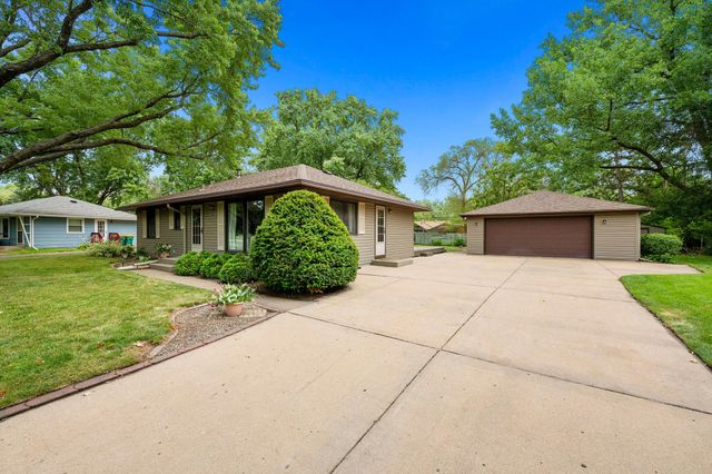 11335 Swallow Street NW, Coon Rapids, MN 55433