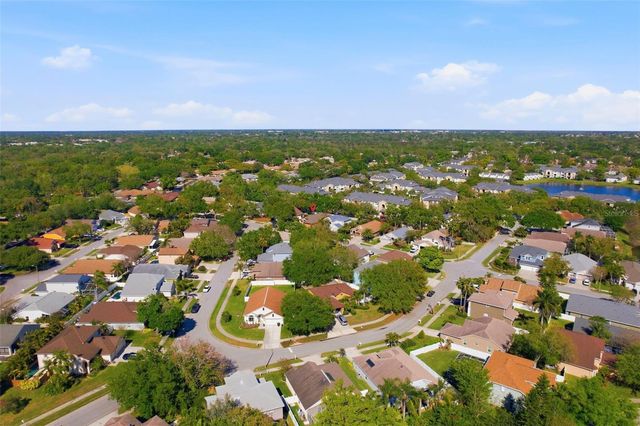 1240 BLUFFS CIRCLE, Dunedin, FL 34698