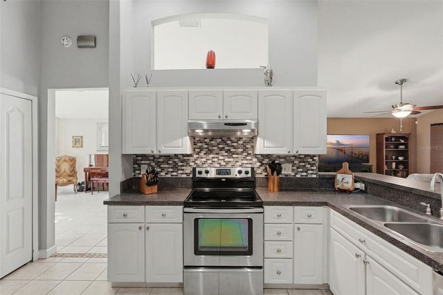 1240 BLUFFS CIRCLE, Dunedin, FL 34698