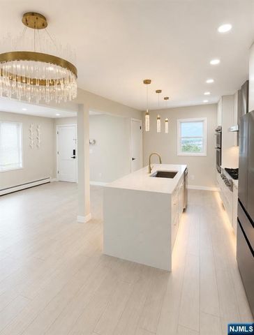 157 Cottage Place 1, Fairview, NJ 07022