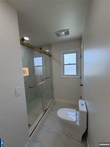 157 Cottage Place 1, Fairview, NJ 07022