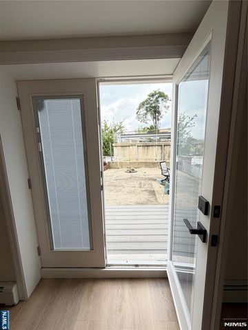 157 Cottage Place 1, Fairview, NJ 07022
