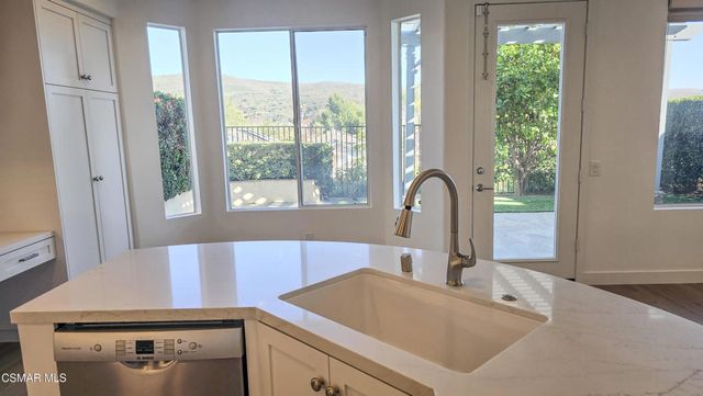3058 Blazing Star Drive, Thousand Oaks, CA 91362