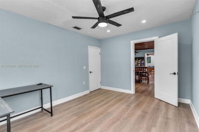 23400 SW 142nd Ave, Homestead, FL 33032