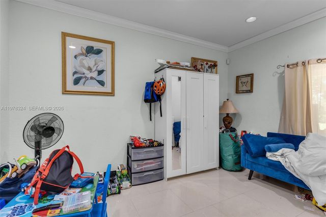 23400 SW 142nd Ave, Homestead, FL 33032