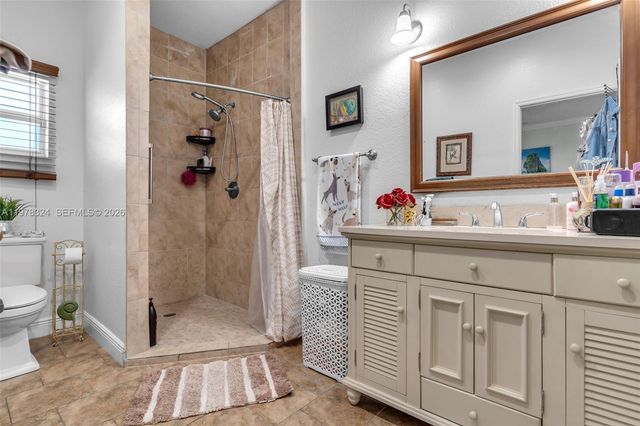 23400 SW 142nd Ave, Homestead, FL 33032