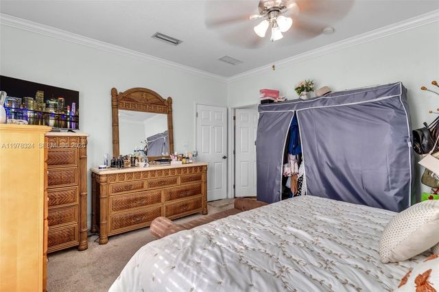 23400 SW 142nd Ave, Homestead, FL 33032