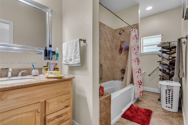 23400 SW 142nd Ave, Homestead, FL 33032