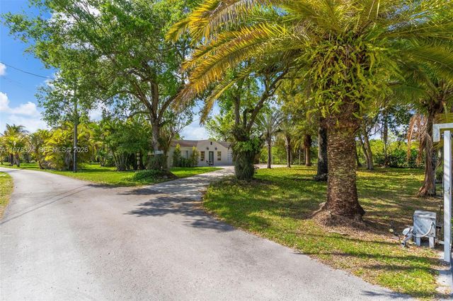 23400 SW 142nd Ave, Homestead, FL 33032