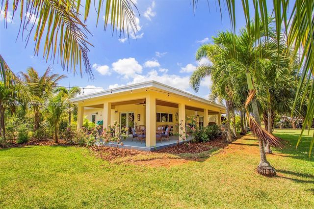 23400 SW 142nd Ave, Homestead, FL 33032
