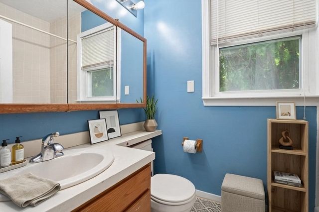 20 Brightwood Ave, Worcester, MA 01604