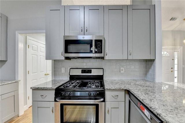 1075 Prestonwood Drive, Lawrenceville, GA 30043