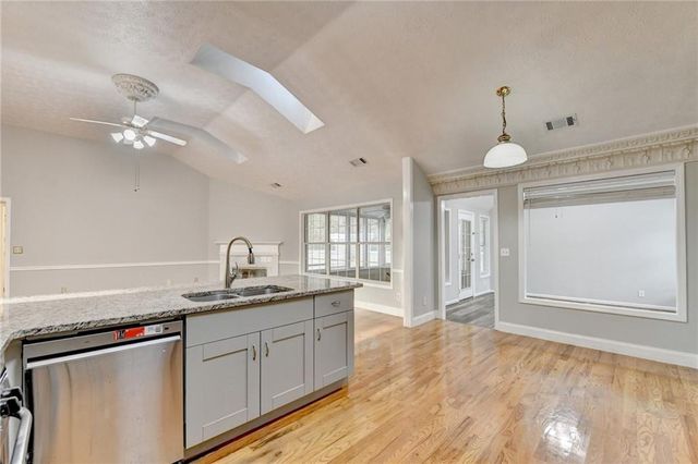 1075 Prestonwood Drive, Lawrenceville, GA 30043