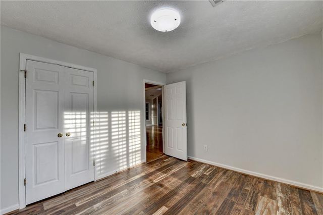 1075 Prestonwood Drive, Lawrenceville, GA 30043