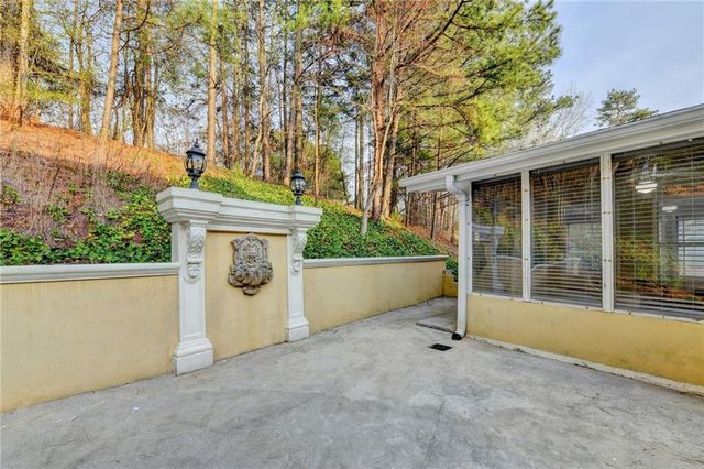 1075 Prestonwood Drive, Lawrenceville, GA 30043