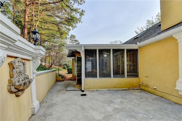 1075 Prestonwood Drive, Lawrenceville, GA 30043