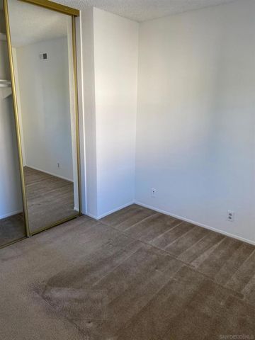 7608 Palmilla Dr, San Diego, CA 92122