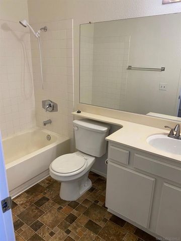 7608 Palmilla Dr, San Diego, CA 92122