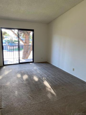 7608 Palmilla Dr, San Diego, CA 92122