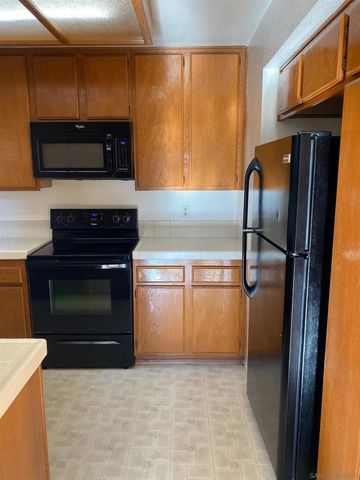 7608 Palmilla Dr, San Diego, CA 92122