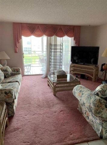 441 SE 3rd Street 505, Dania Beach, FL 33004