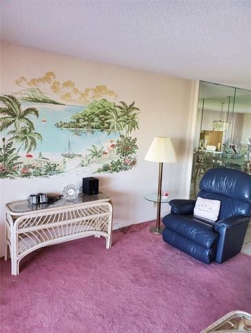 441 SE 3rd Street 505, Dania Beach, FL 33004