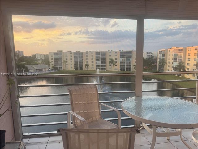 441 SE 3rd Street 505, Dania Beach, FL 33004